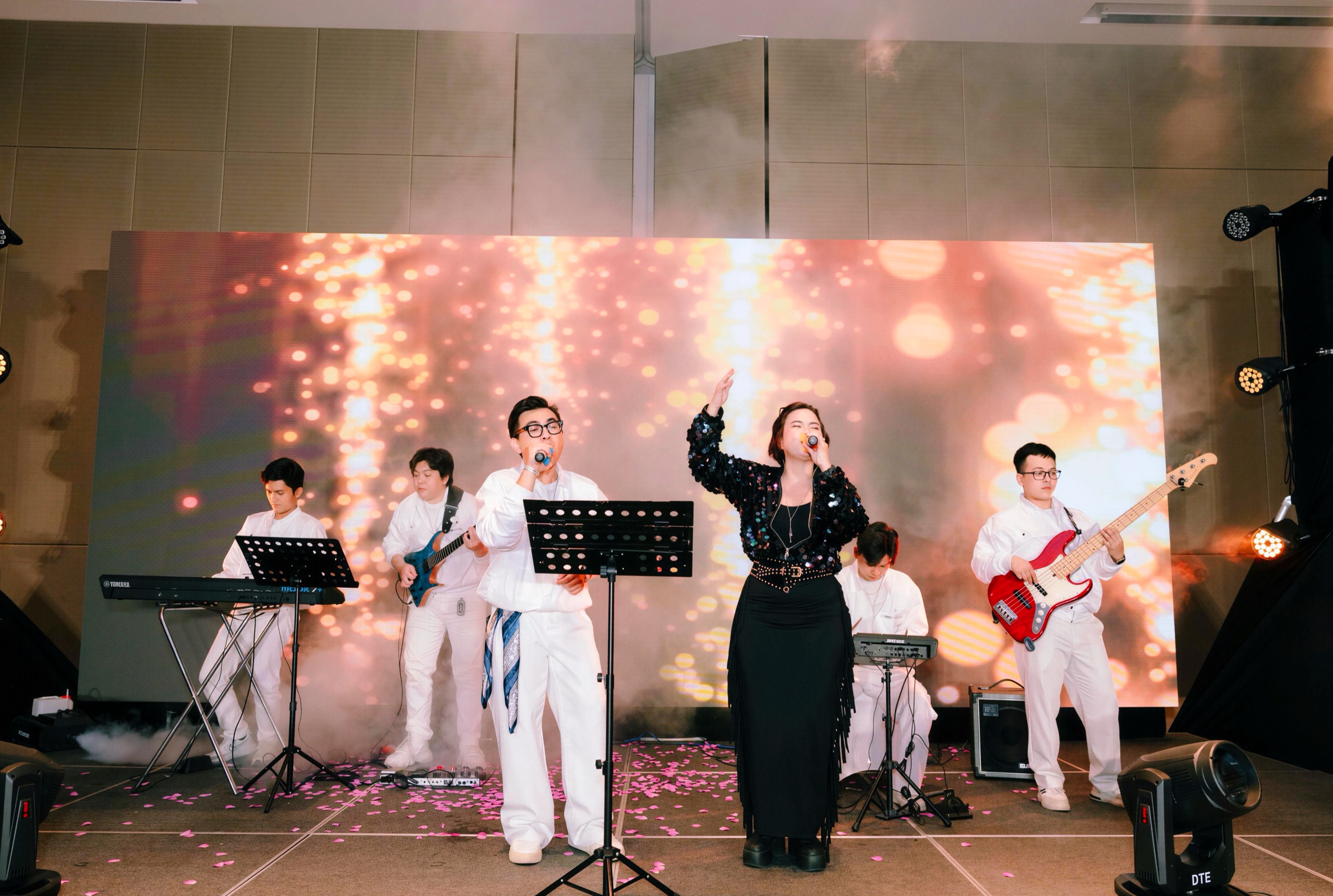 Ra Mắt Sản Phẩm Mới