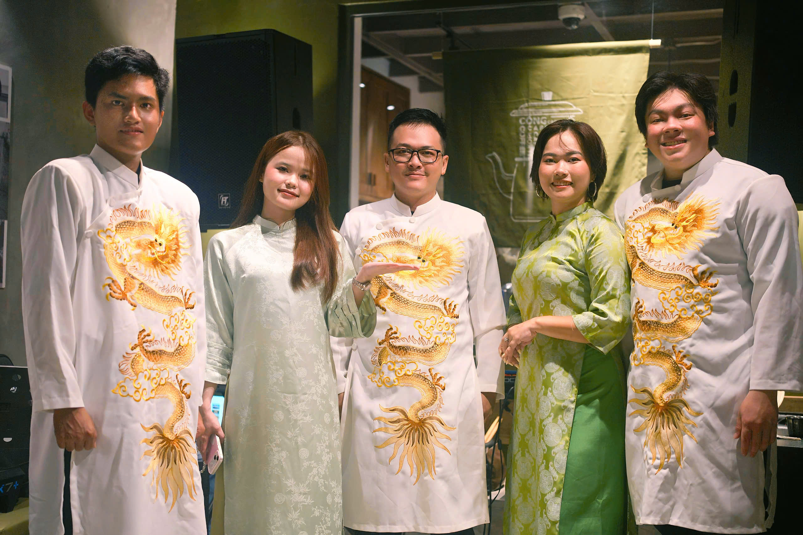 Khai Trương Cộng Cà Phê