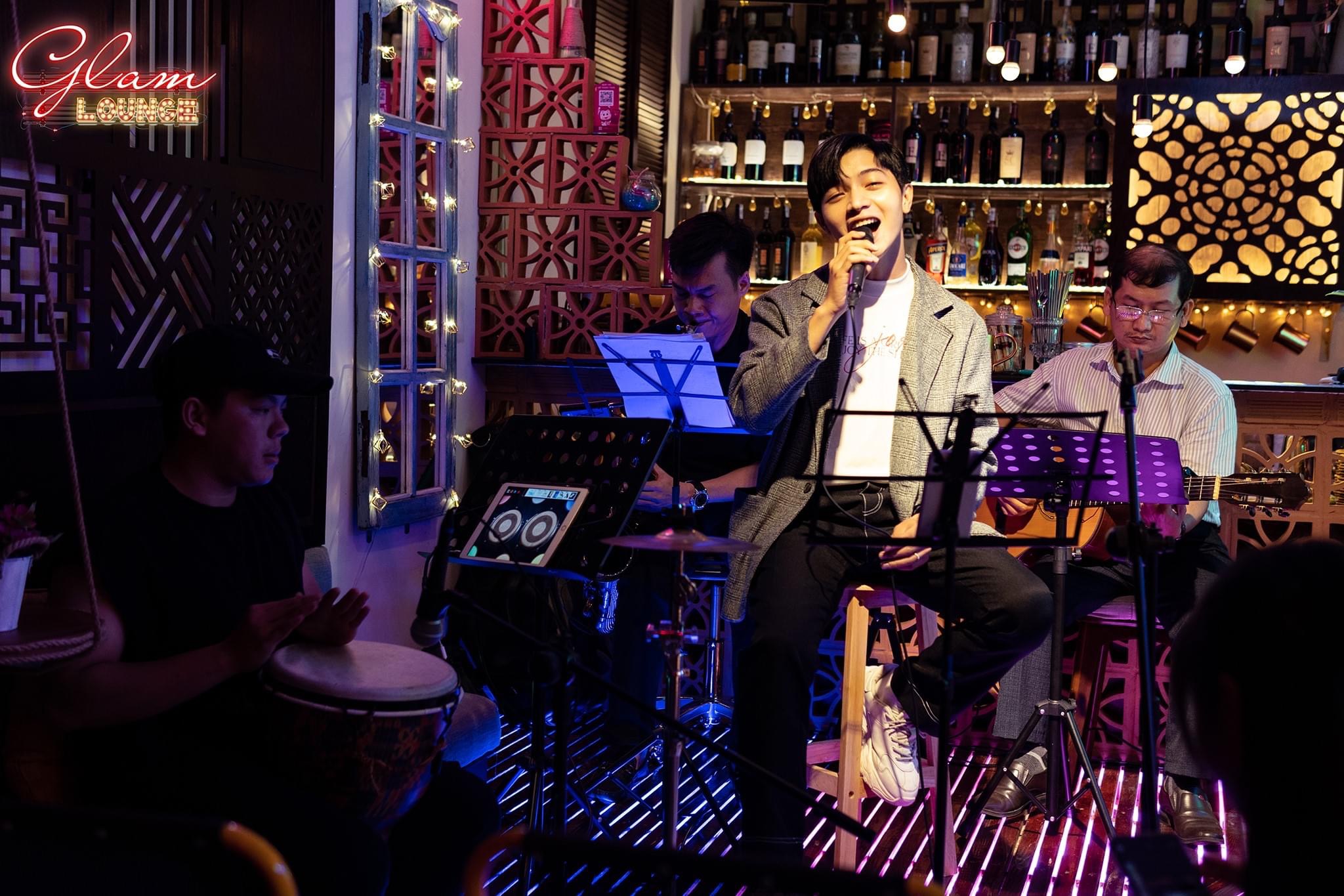 Acoustic Night - GLAM Lounge