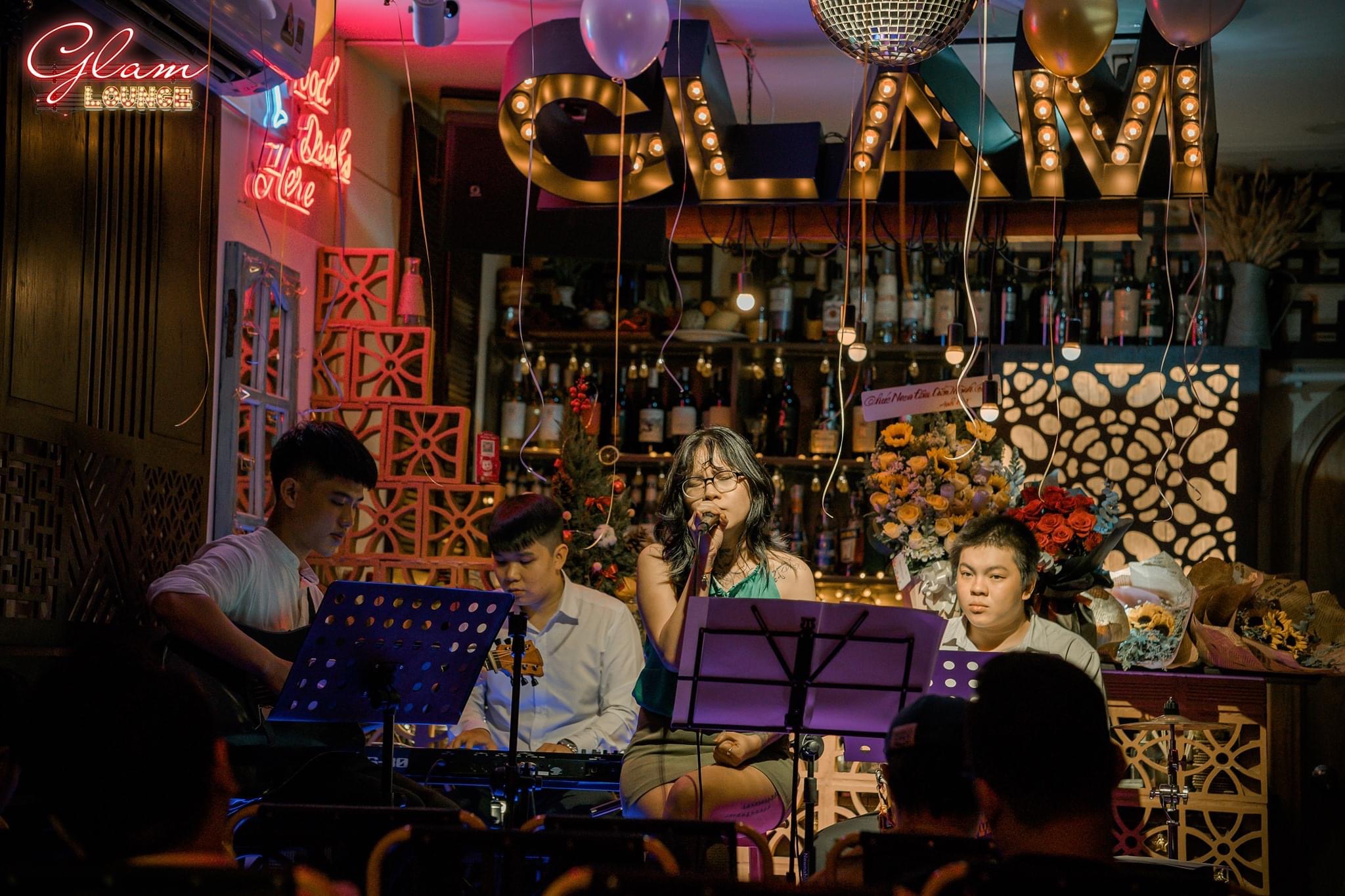 Acoustic Night - GLAM Lounge
