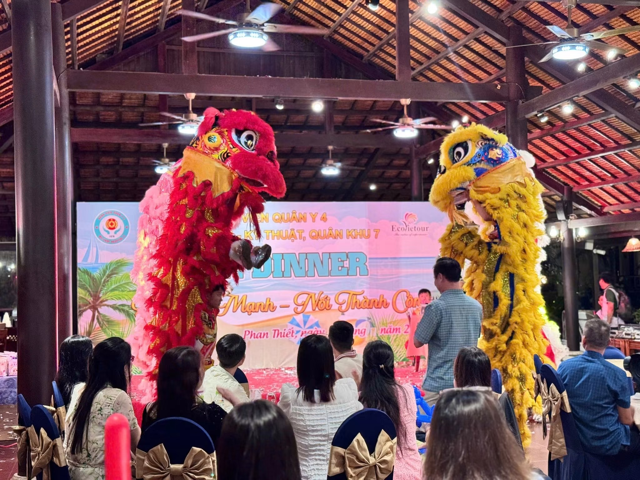 Đội Lân Sư Rồng
